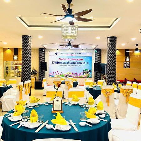 Park View Hotel Hue Bagian luar foto