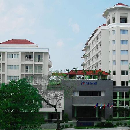 Park View Hotel Hue Bagian luar foto