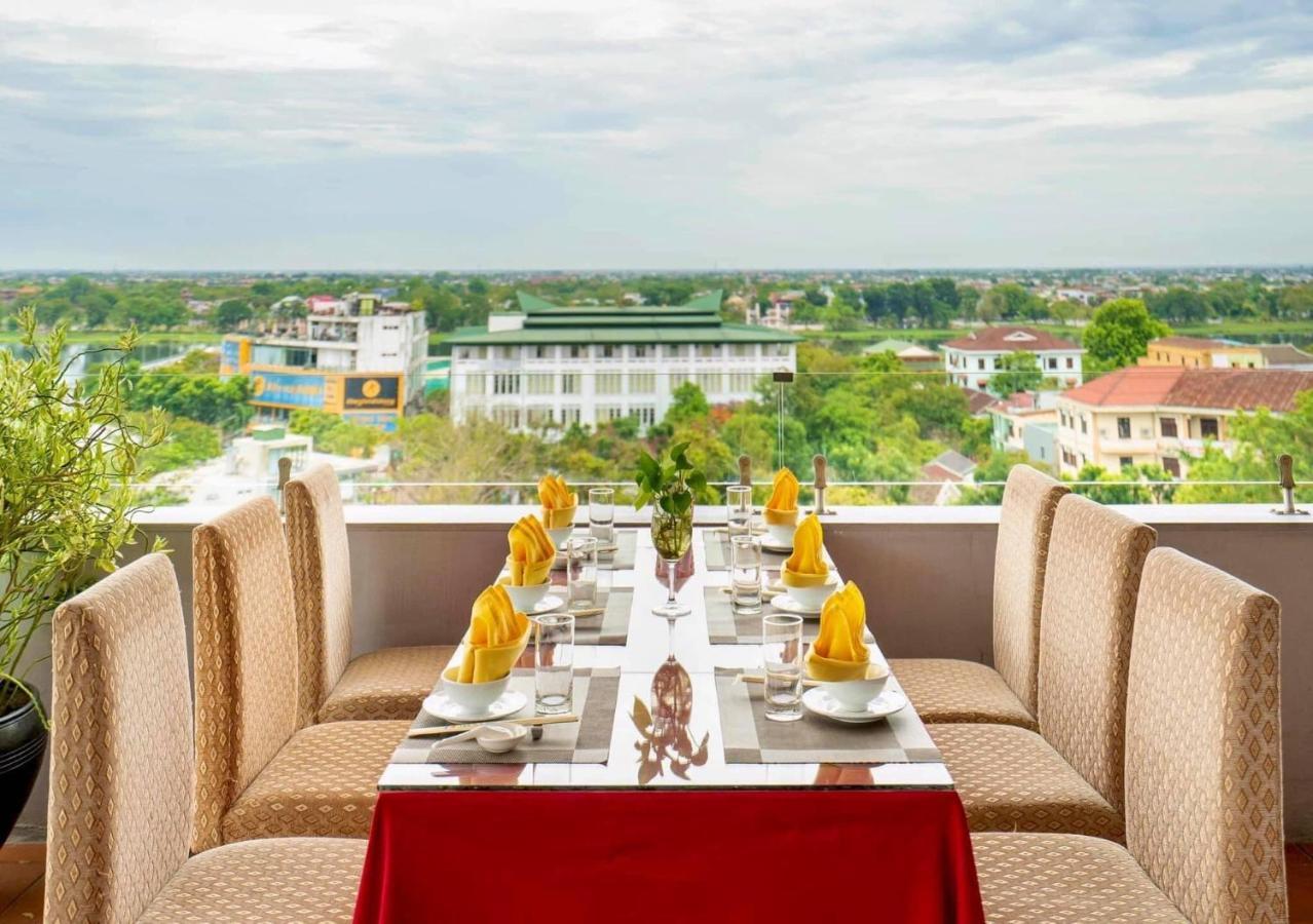 Park View Hotel Hue Bagian luar foto