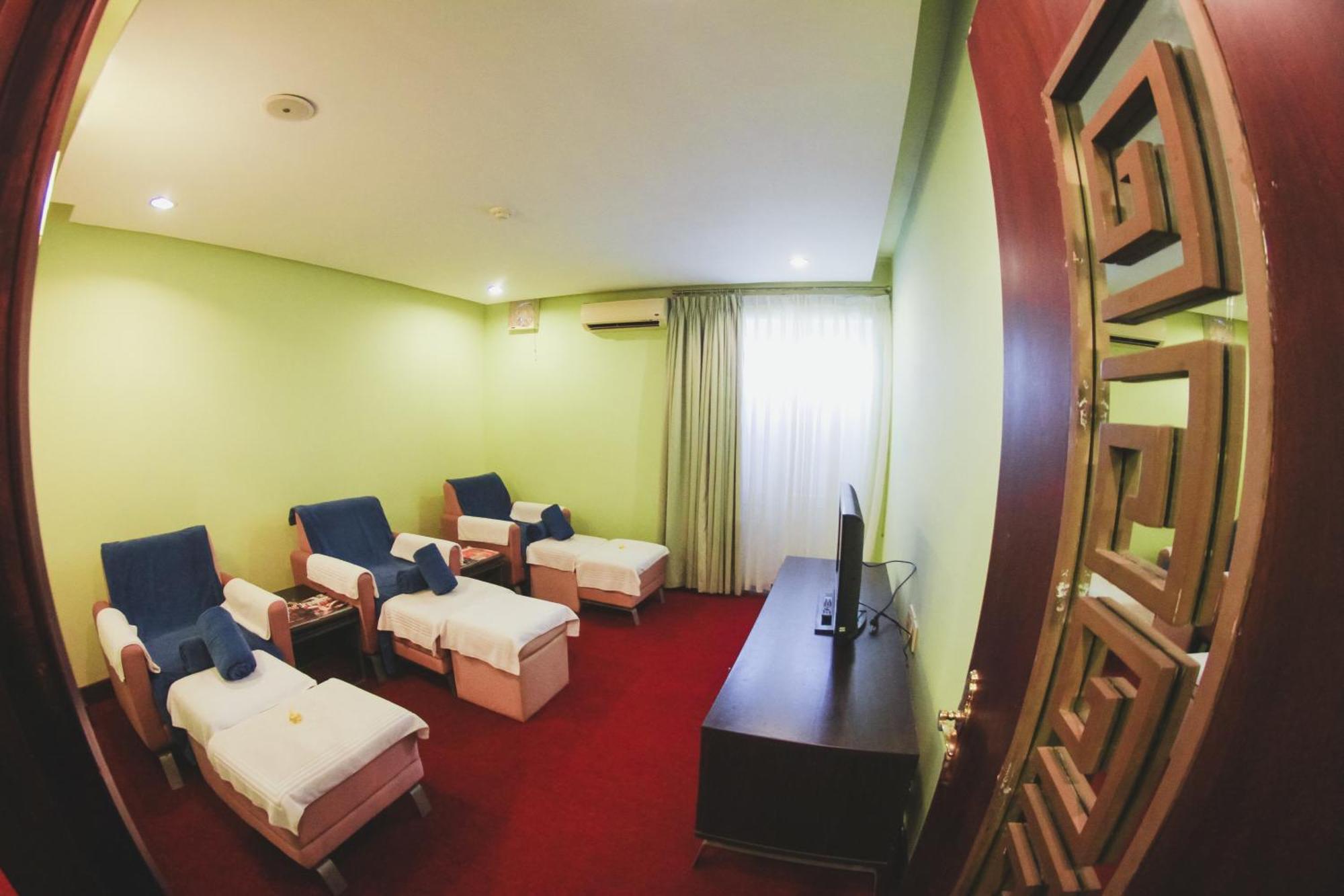 Park View Hotel Hue Bagian luar foto