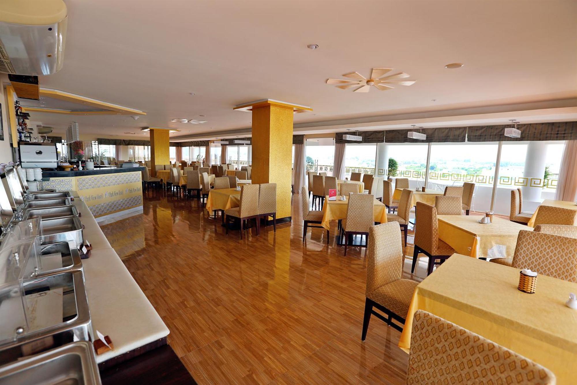 Park View Hotel Hue Bagian luar foto