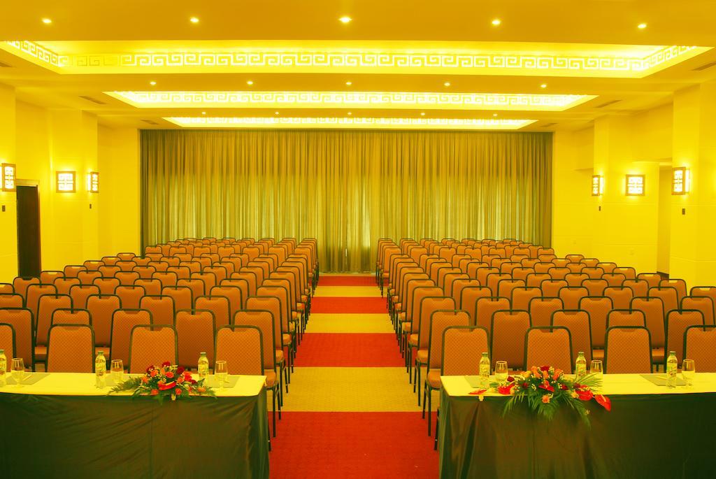 Park View Hotel Hue Bagian luar foto