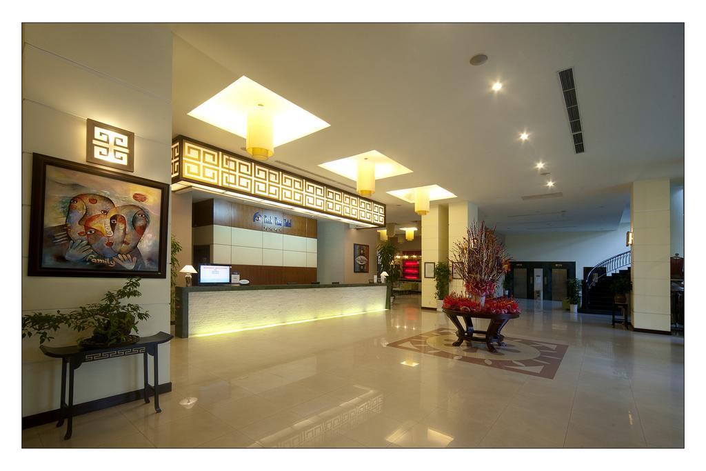 Park View Hotel Hue Bagian luar foto