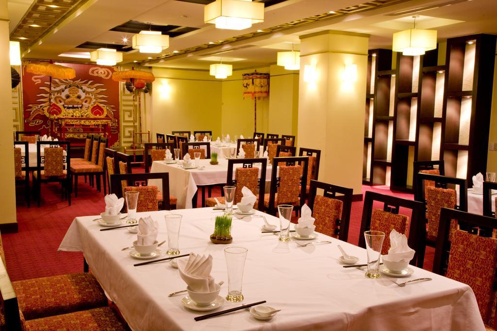 Park View Hotel Hue Bagian luar foto