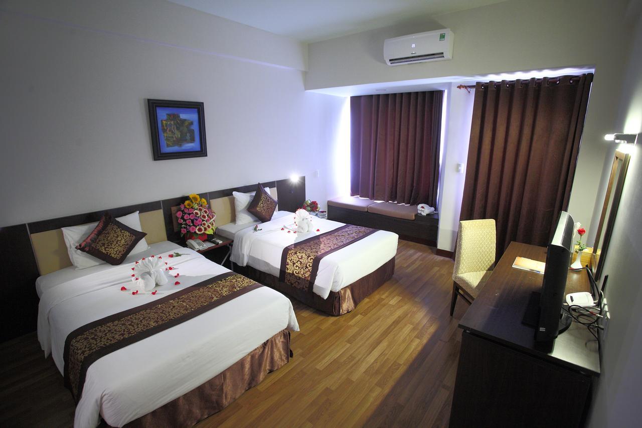 Park View Hotel Hue Bagian luar foto