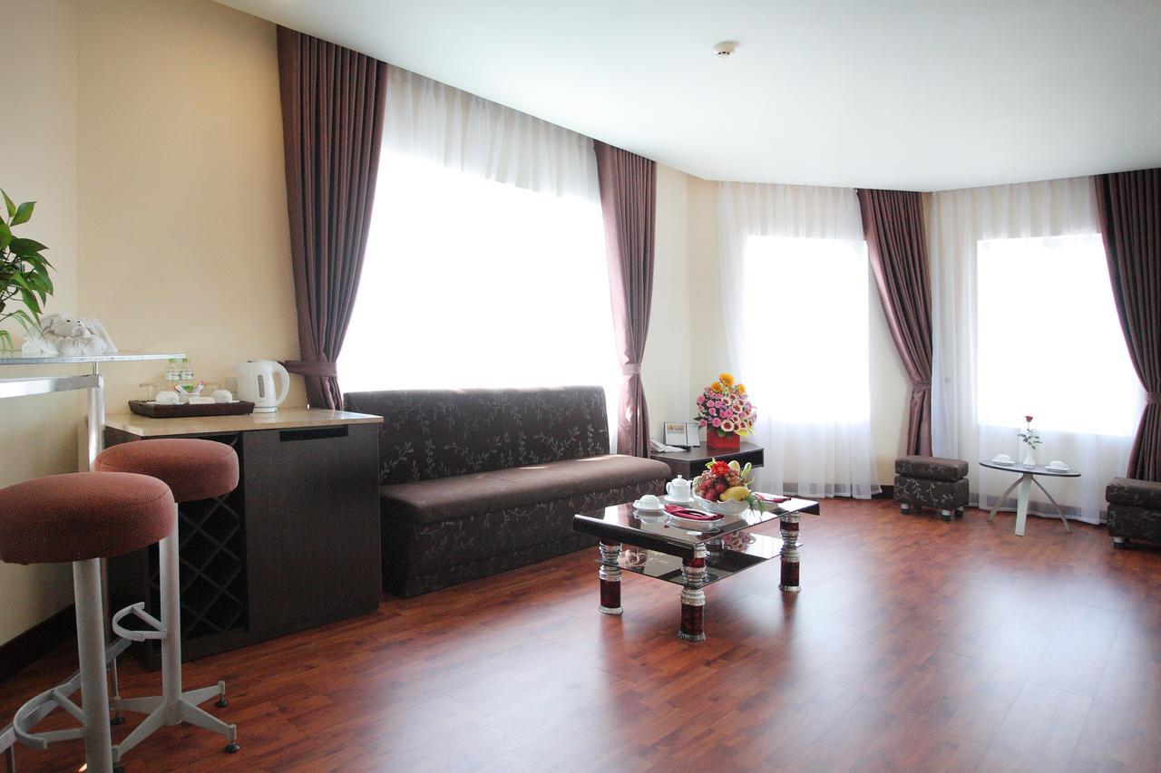 Park View Hotel Hue Bagian luar foto