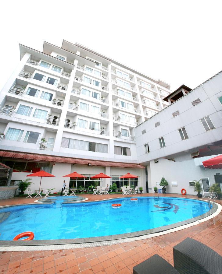 Park View Hotel Hue Bagian luar foto