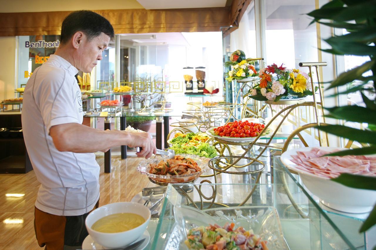 Park View Hotel Hue Bagian luar foto