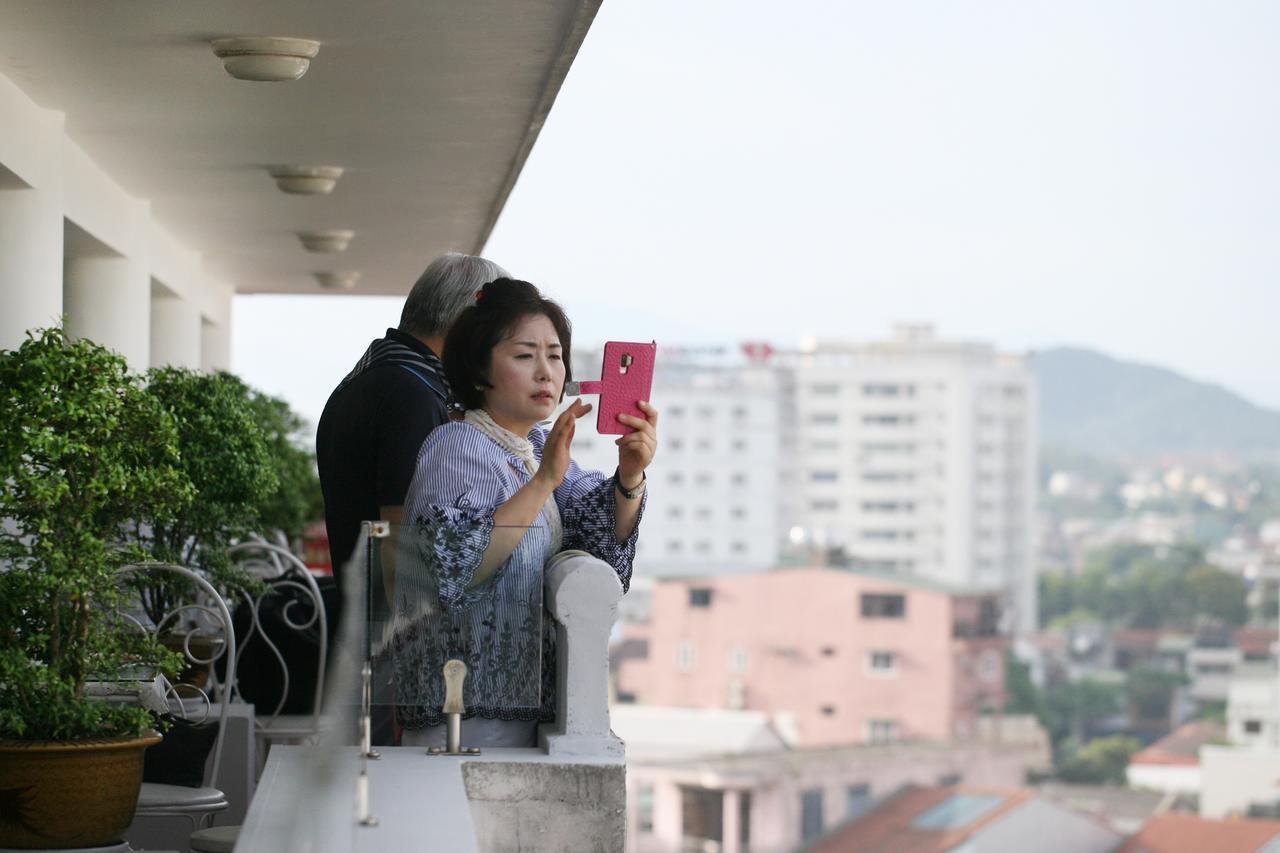 Park View Hotel Hue Bagian luar foto