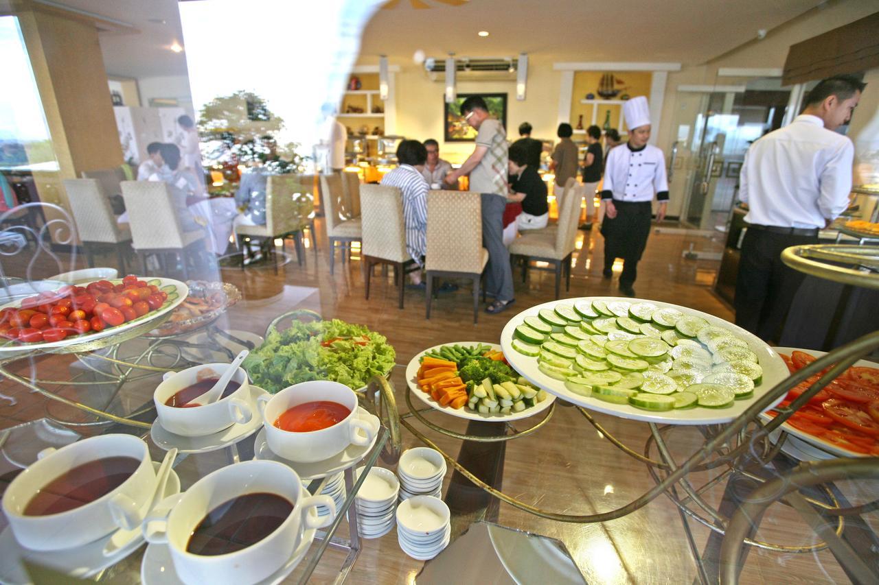 Park View Hotel Hue Bagian luar foto