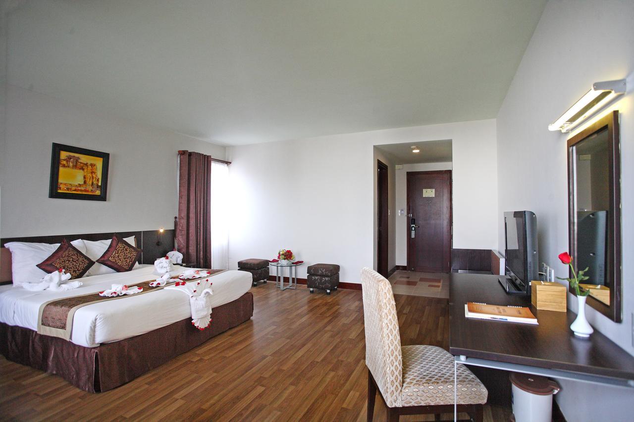 Park View Hotel Hue Bagian luar foto
